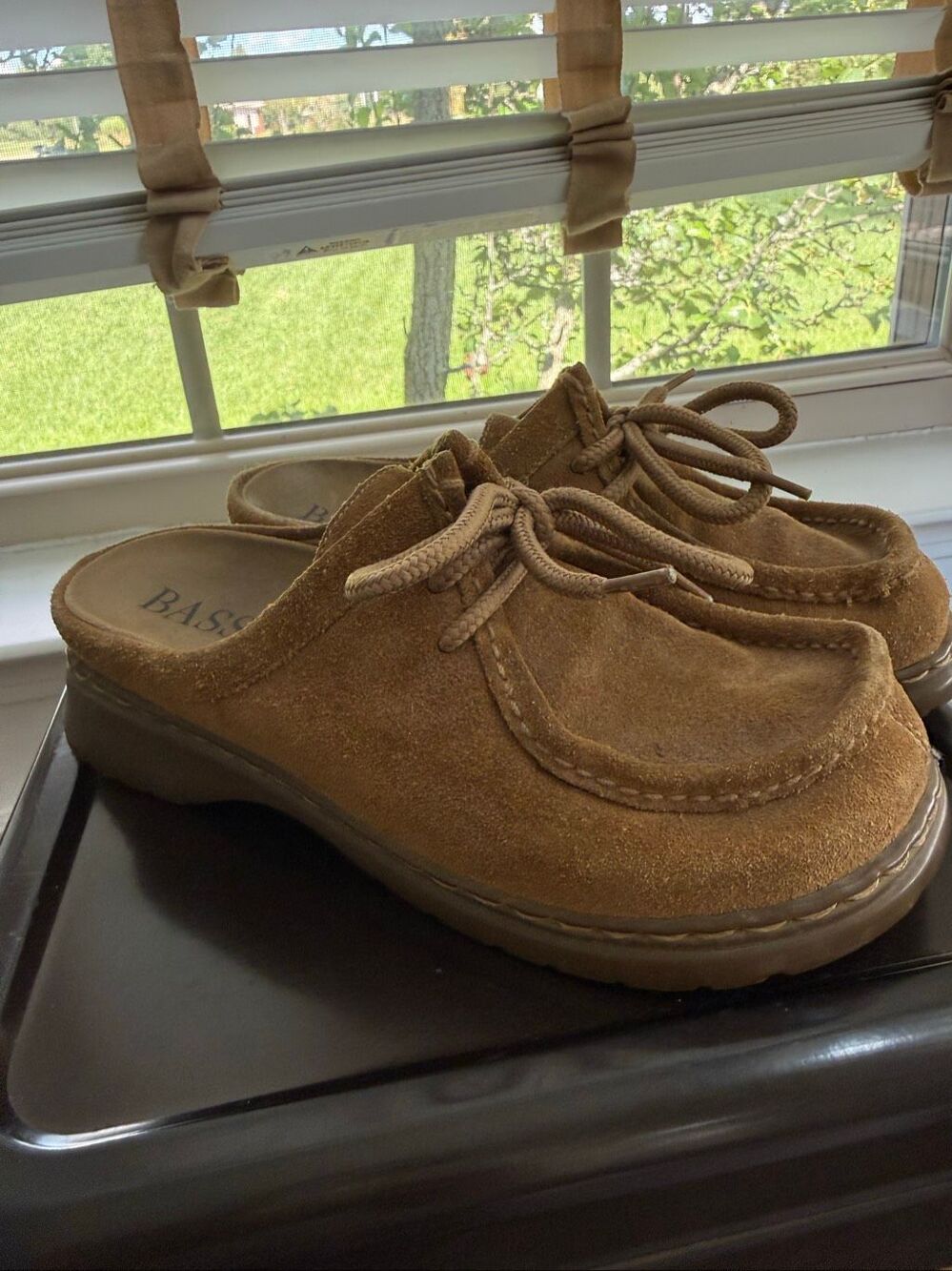 Vintage 90s Y2K G.H. Bass Nicolette Suede Lace-up Mules Brown 7